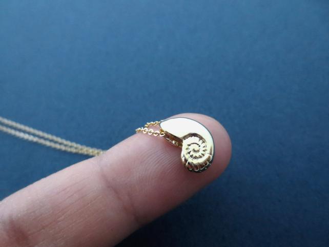 

30 small Seashell shell pendant charm Necklace Ariel Voice Conch Spiral Swirl Sea Snail Ocean Beach Nautical Necklace jewelry