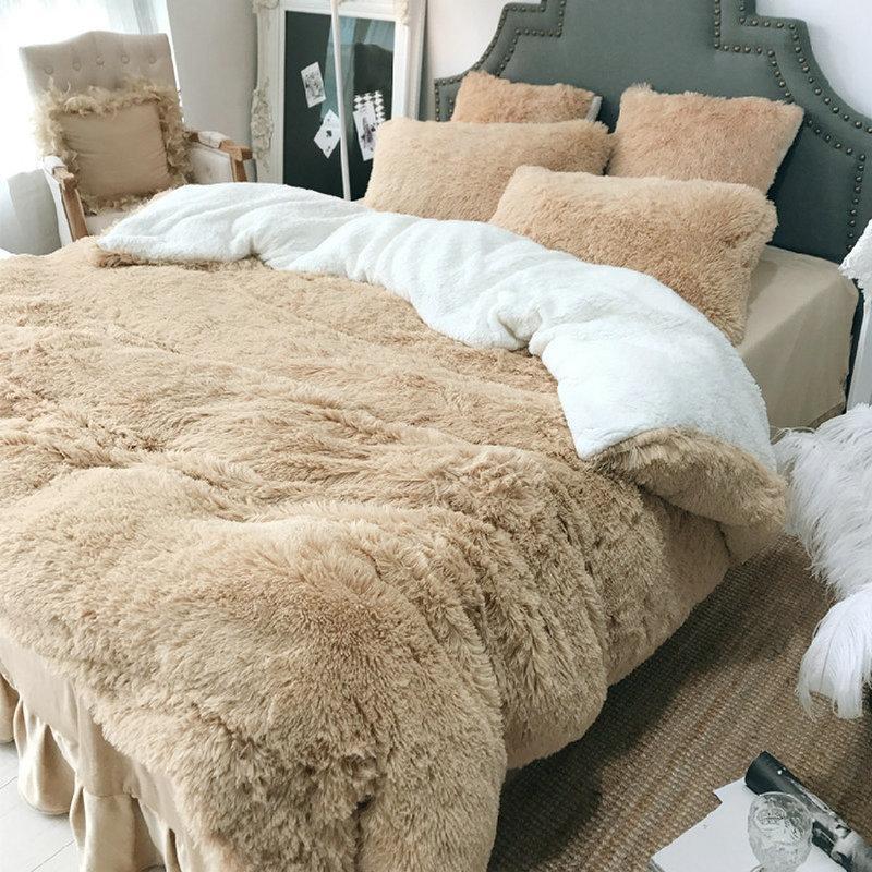 

51 4Pcs Princess Velvet Bedding Set Luxury Bed Linen Warm Thick Winter Use Bed Skirt Duvet Cover Pillowcase  Queen King