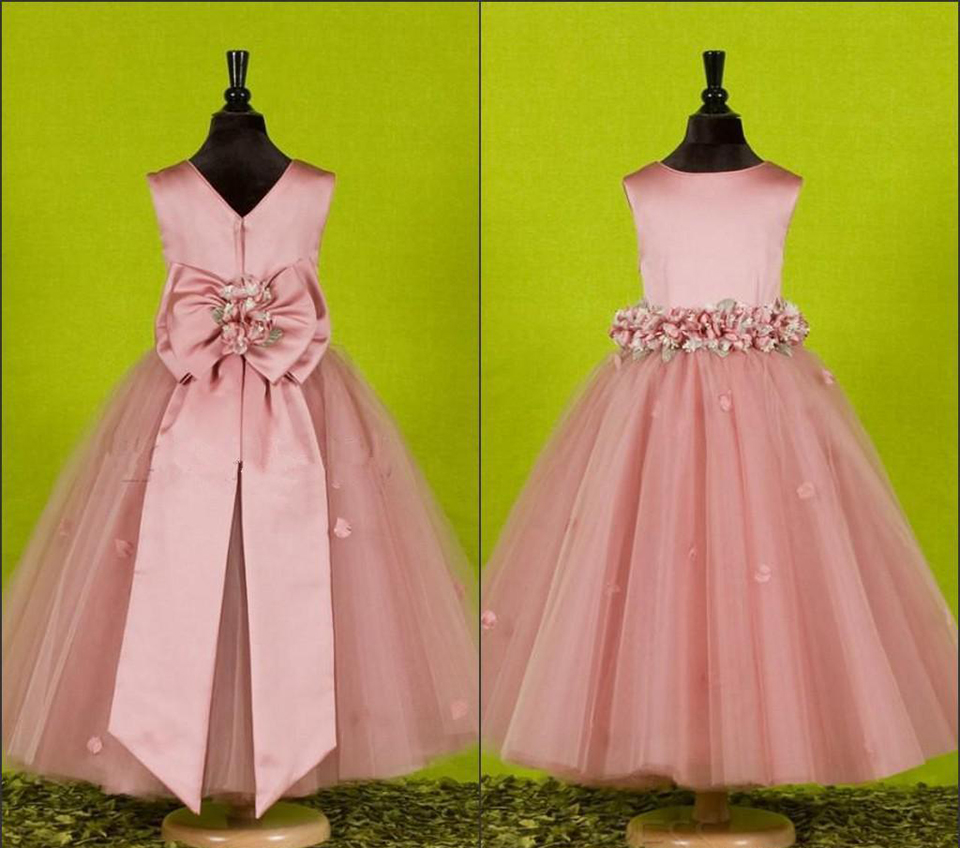 Nouveau Sweety rose robes de fille de fleur à la main fleur noeud ceinture une ligne longueur de plancher filles robes de fête