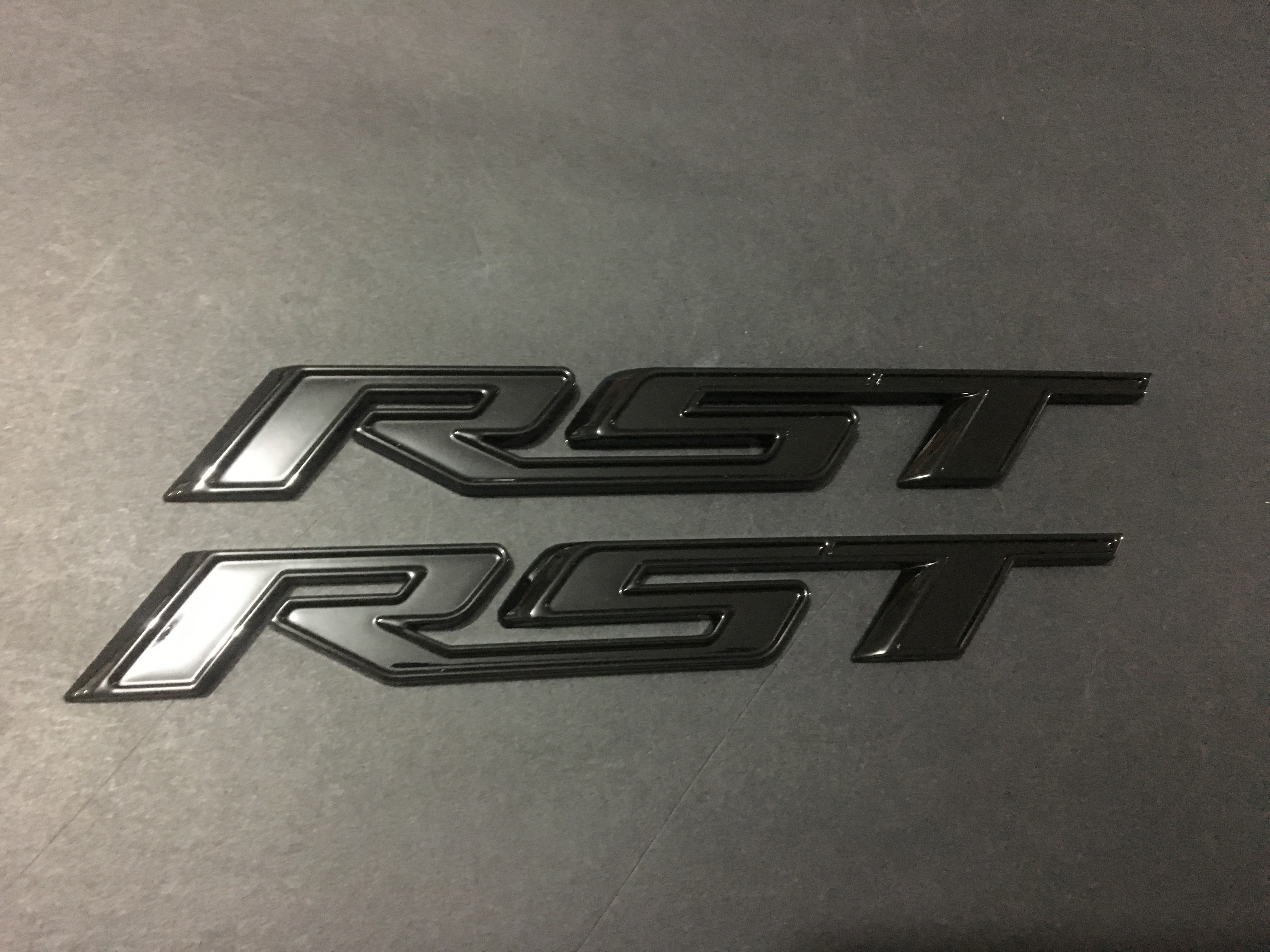 

RST Letter glossy black 2019-2021 Inserts for Silverado Tailgate Emblem Badge