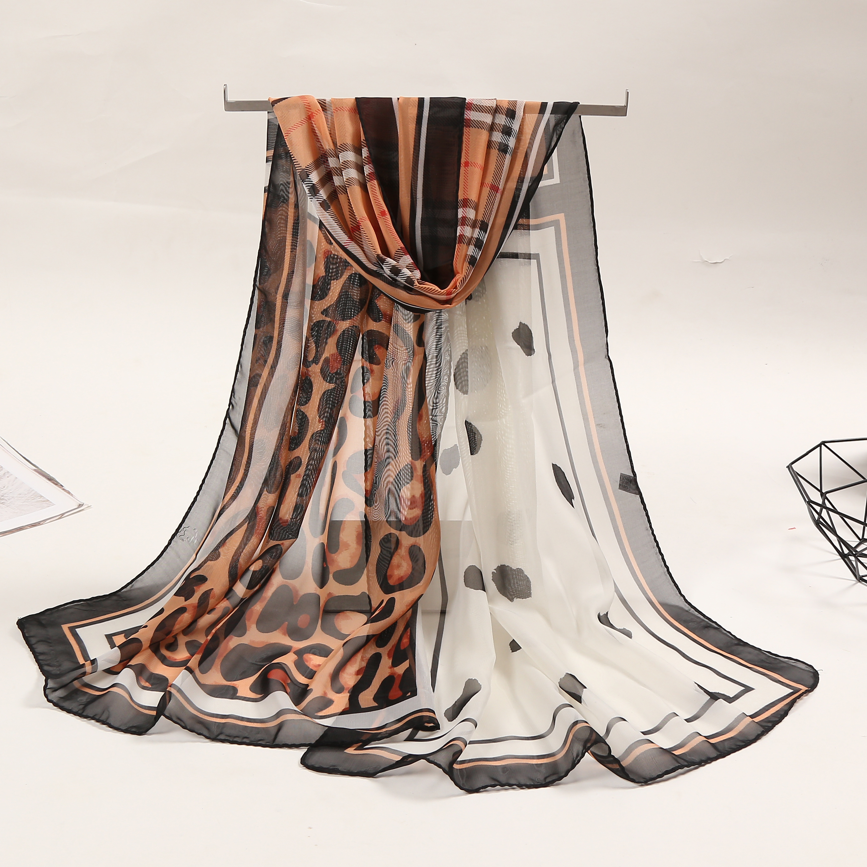 

2020 New Hijab Scarf For Women Shawls Leopard Print Head Scarfs Female Lady Neck Scarves160*50cm Wholesale DHL Free