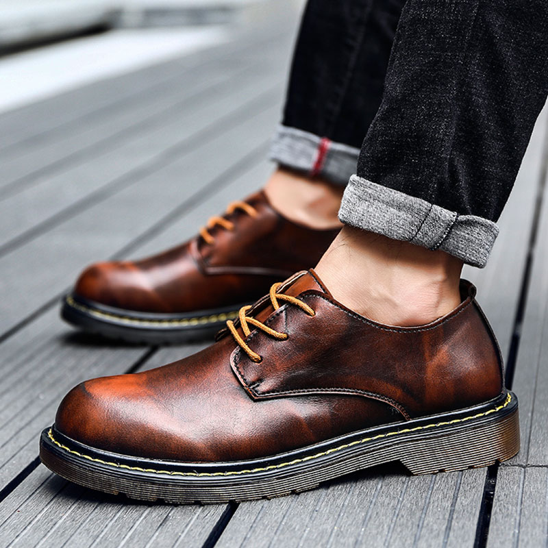Véritable cuir de la mode Hommes Chaussures en cuir de vache Oxford Martin style Top qualité Talons souple et durable plat Bureau formel Bout ron