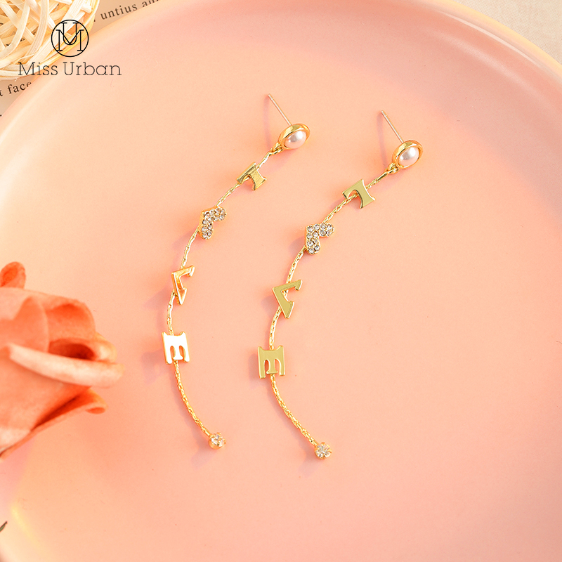 

Romantic Cute Korean Long Zircon Love Drop Earrings For Women Fashion Resin Pearl Earring Charming Date Gift Jewelry Accessory