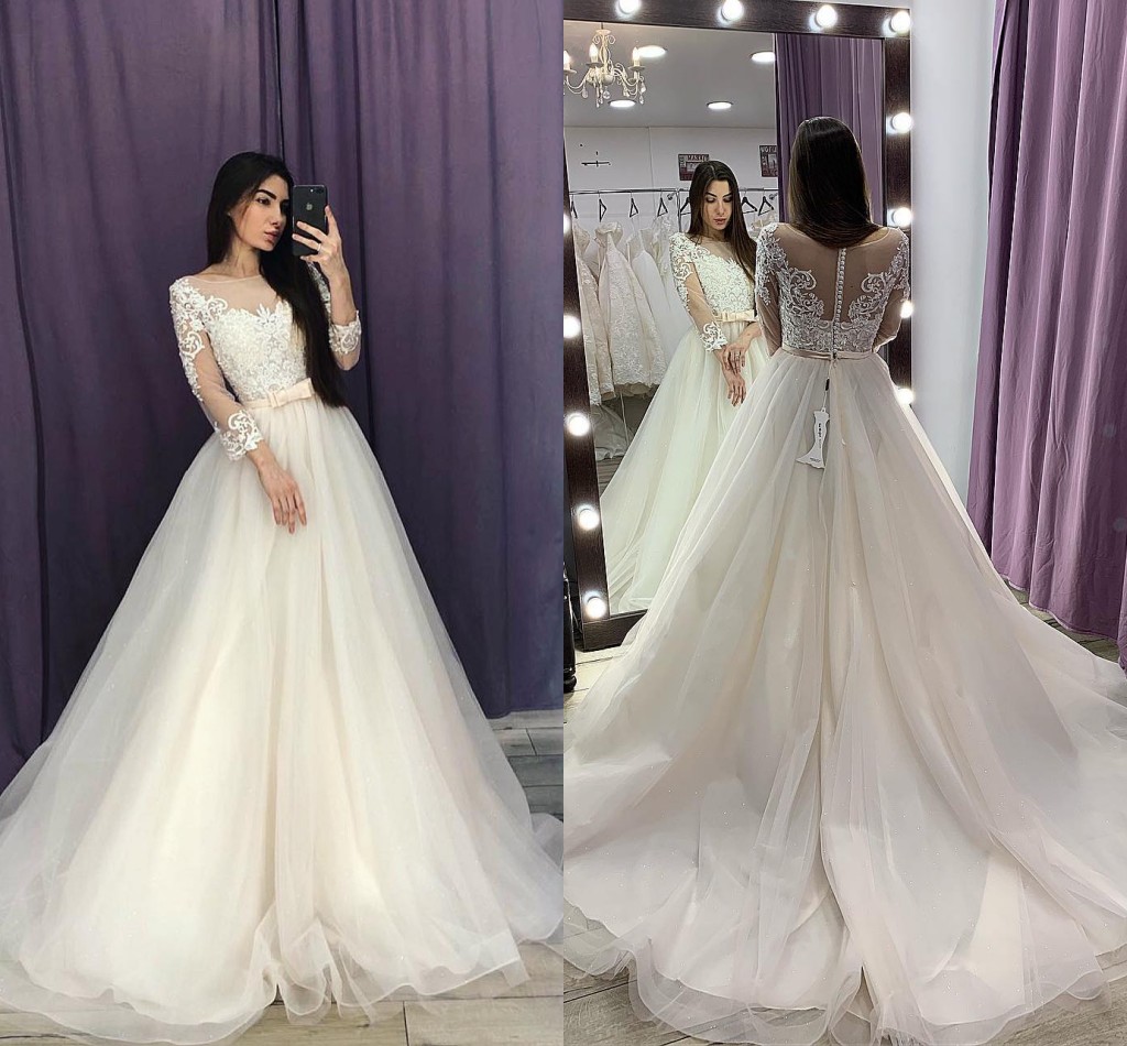 

2019 Boho Wedding Dresses Sheer Jewel Neck Lace Appliqued Long Sleeves Beach Bridal Gowns Wedding Dress Sweep Train Vestido De Novia, Pink