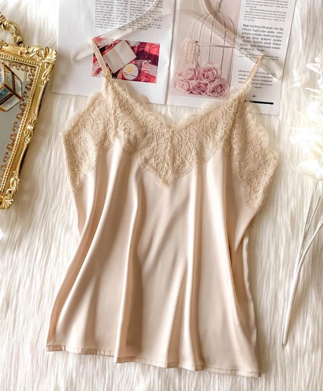 

2020 Crop Tops Women Silk Tank Top Blouse Fashion French Style Deep V Lace Sexy Short Shirt Lingerie Soft For Women Tops cropped, Black