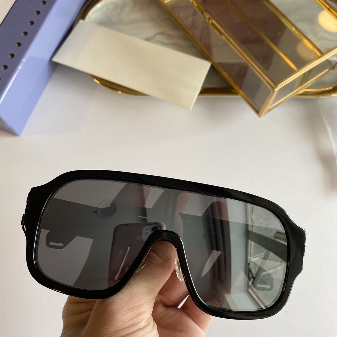 

New fashion women sunglasses 0663 men sunglasses simple and generous men sun glasses outdoor uv400 protection eyewear with case