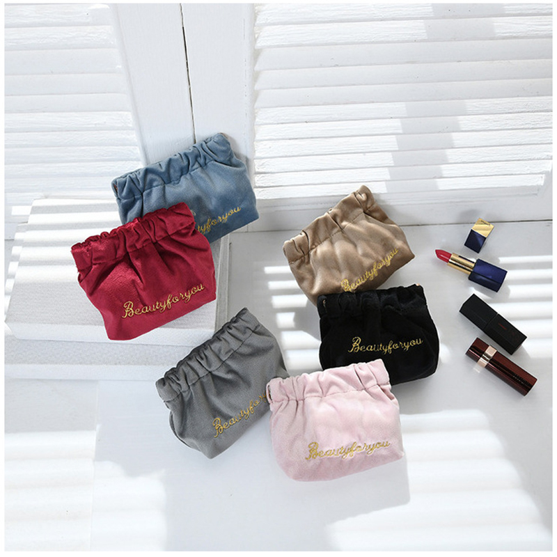 

1 Pc Solid Color Cosmetic Bag Soft Letter Velvet Women Make Up Bag Travel Makeup Storage Organizer Toiletry Wash Neceser