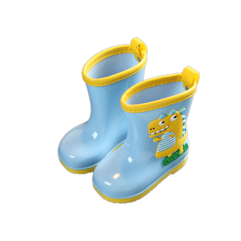 boys green rain boots