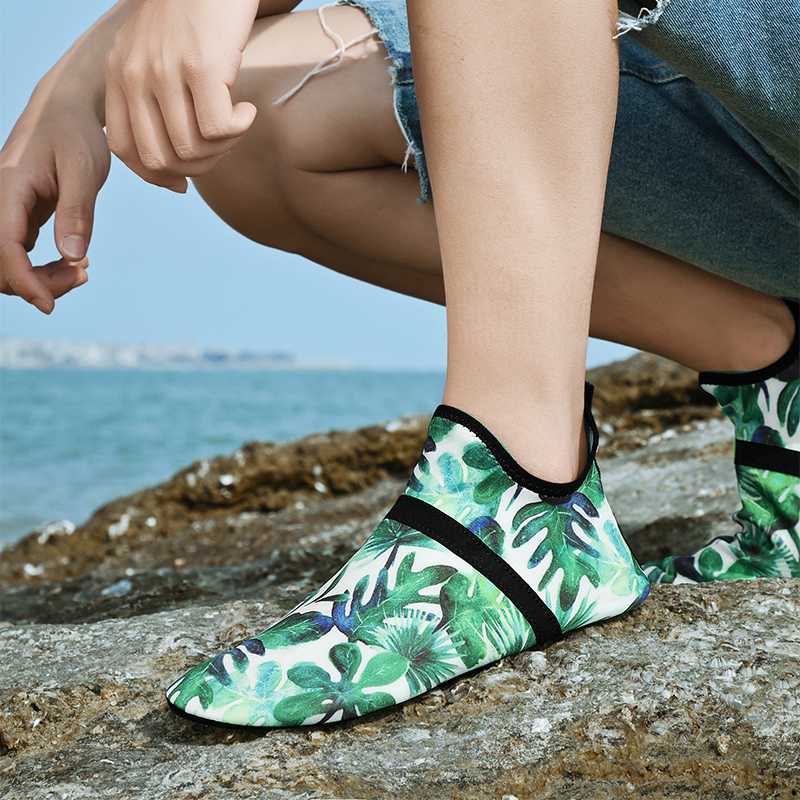 

Big Yoga Sneakers Swimming Shoes Quick Drying Swim Water Beach Sea Shoes Footwear Barefoot Lightweight Aqua Socks For Men Women