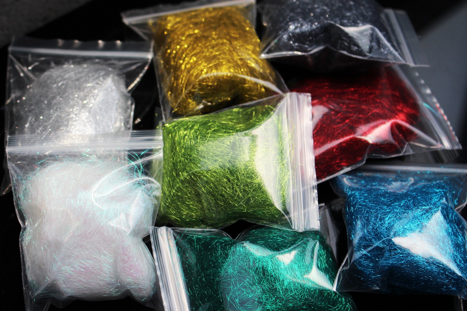 

Tigofly 8 Colors 2g ICE DUBBING Ice Dub Thread Wing Body Trout Nymph Fly Fishing Tying Materials Green Red Golden Silver Pearl