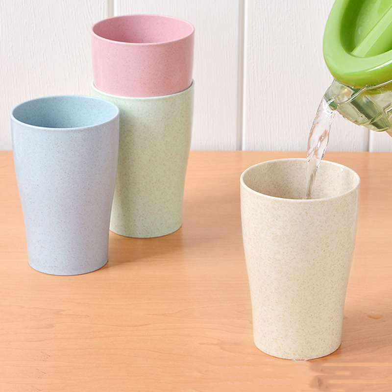 

4pcs/lot Plastic Water Mug Travel Coffee Mug Candy Color Juice Drink Cup Wheat Straw Toothbrush Mouth Cups Water Bottle Customize DBC VT1202