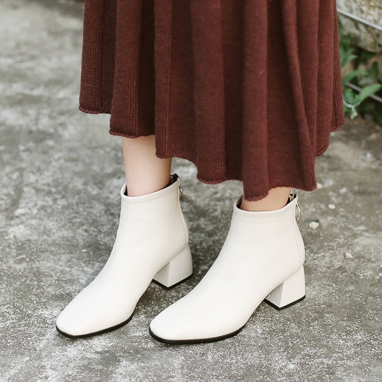 

Oversized 9 10 12 Square Head Pure Salt Zipper Metal Button Shoes with Round Stitches, Beige