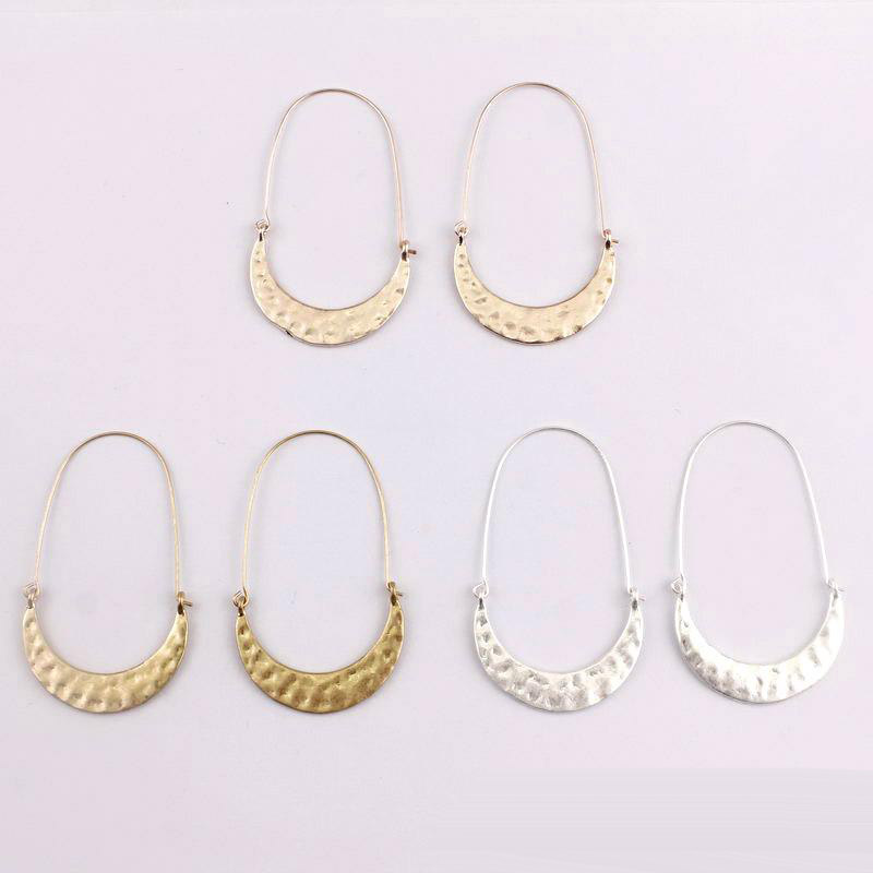 

Cut Out Metallic Teardrop Earrings for Women Hammered Crescent Moon Brass Wire Threader Hoop Earrings Jewelry Accessories, Silver