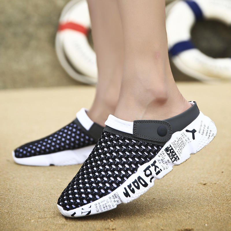 

2020 New Men Summer Shoes Slip-on Water Sandals Breathable Light Jogging Sneakers Casual Beach Slippers, Black