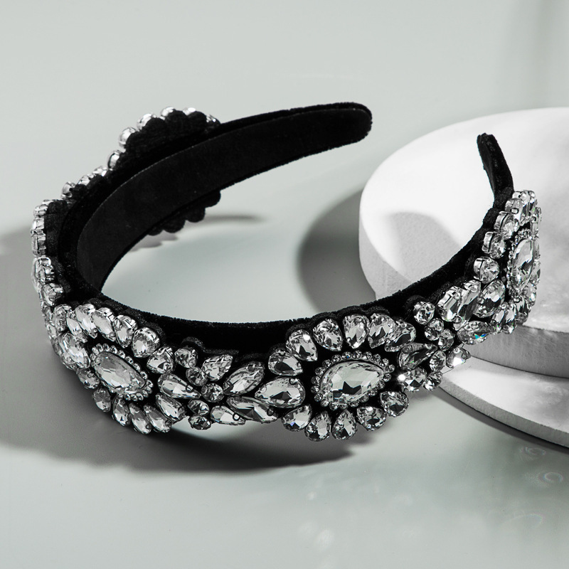 

Temperament high-grade velvet hair band rhinestone Super flash wide edge headband female Palace style hair accessories