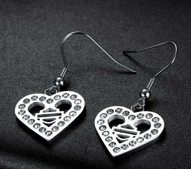 

Free shipping fashion letter love hoop diamond earrings stainless steel ladies men's men's ladies party wedding couple gift beads, Golden