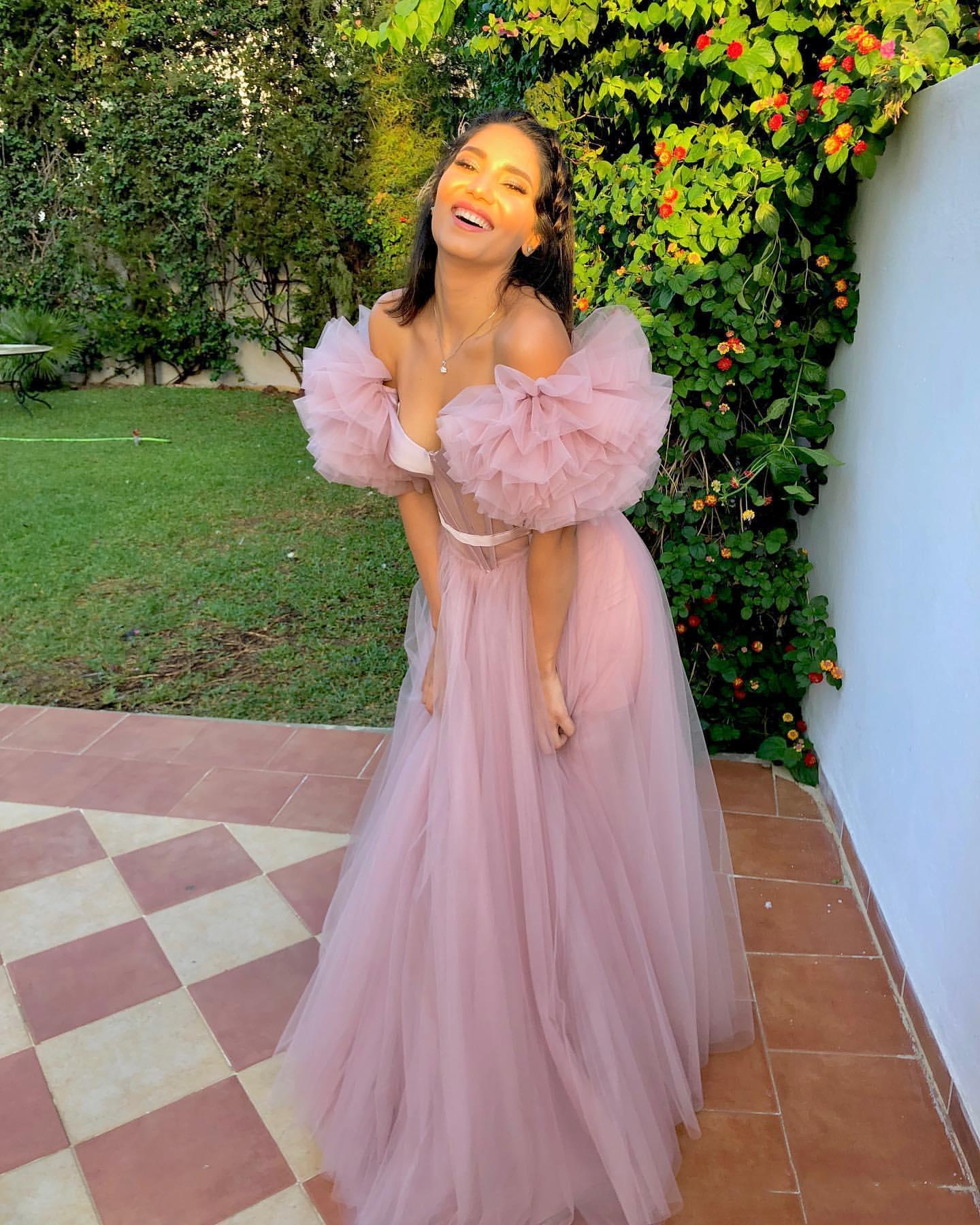 

Ruffles Off Shoulder Prom Dresses Sweetehart Sheer Bodice Maid of Honor Bride Dress Long Tulle A Line Evening Party Gowns, Lilac