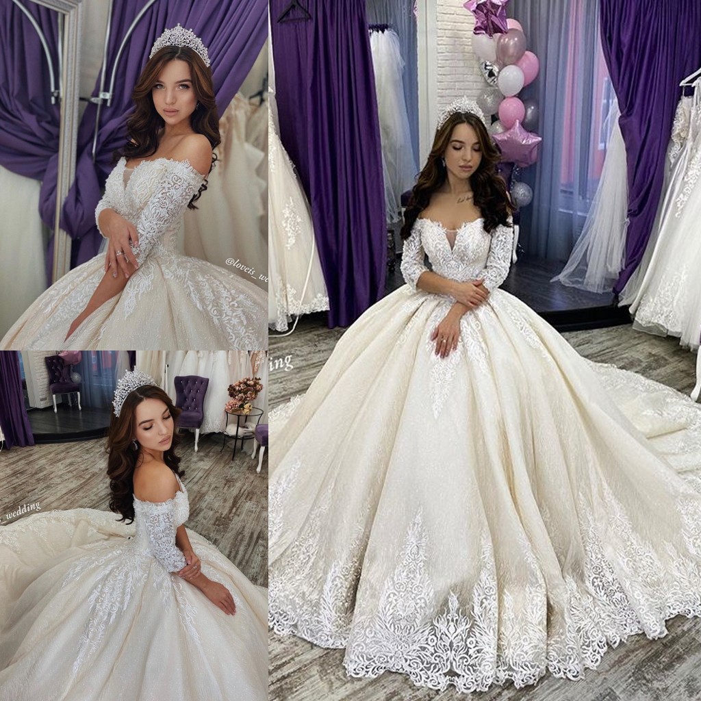 

Charming Puffy Ball Gowns Wedding Dresses Off Shoulder Long Sleeve Bridal Gowns Lace Appliques Dubai Arabic Wedding Dress, Same as image