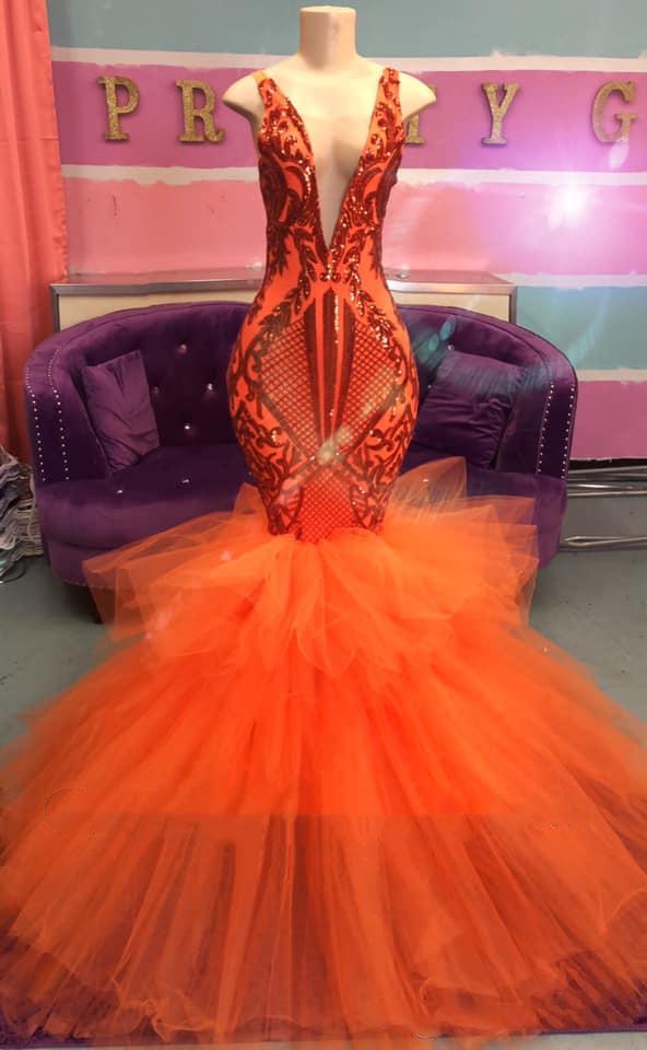 

2020 Sexy Deep V Neck Prom Dresses Sexy Sequined Lace Appliques Tiered Tulle Mermaid Evening Dress Sleeveless Zipper Party Vestidos, Water melon