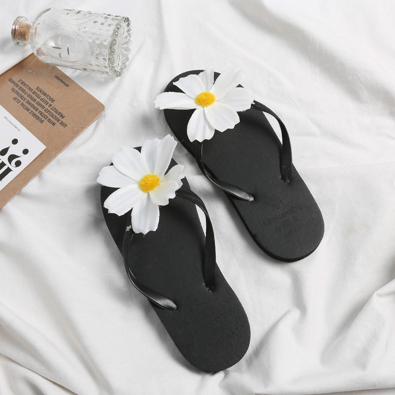 

Xiangyanghua ~ ins wind travel vacation small fresh flat non-slip slippers flip-flops sandals beach shoes, Beige