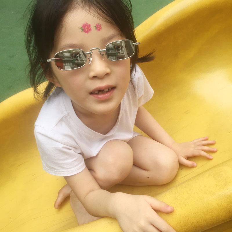2019 Slim Square Frame Enfants Lunettes de soleil en métal Style de rue Mode Bébé BoysGirls 3-9 ans Lunettes de soleil Uv400 Lunettes N319 sQKoq