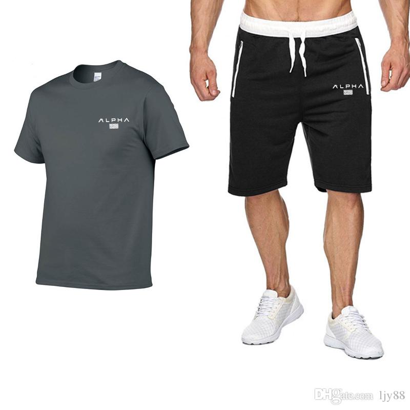 Designer tendance été de sport pour hommes occasionnels costume été les shorts manches courtes 2 marque de mode en deux parties T-shirt