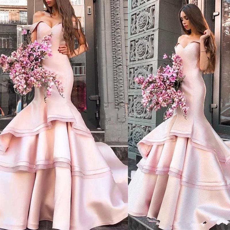 2020 Tiered Mermaid Prom Dresses Sexy Satin Off The Shoulder Evening Dress Sweep Train Long Prom Party Gowns robes de soiree
