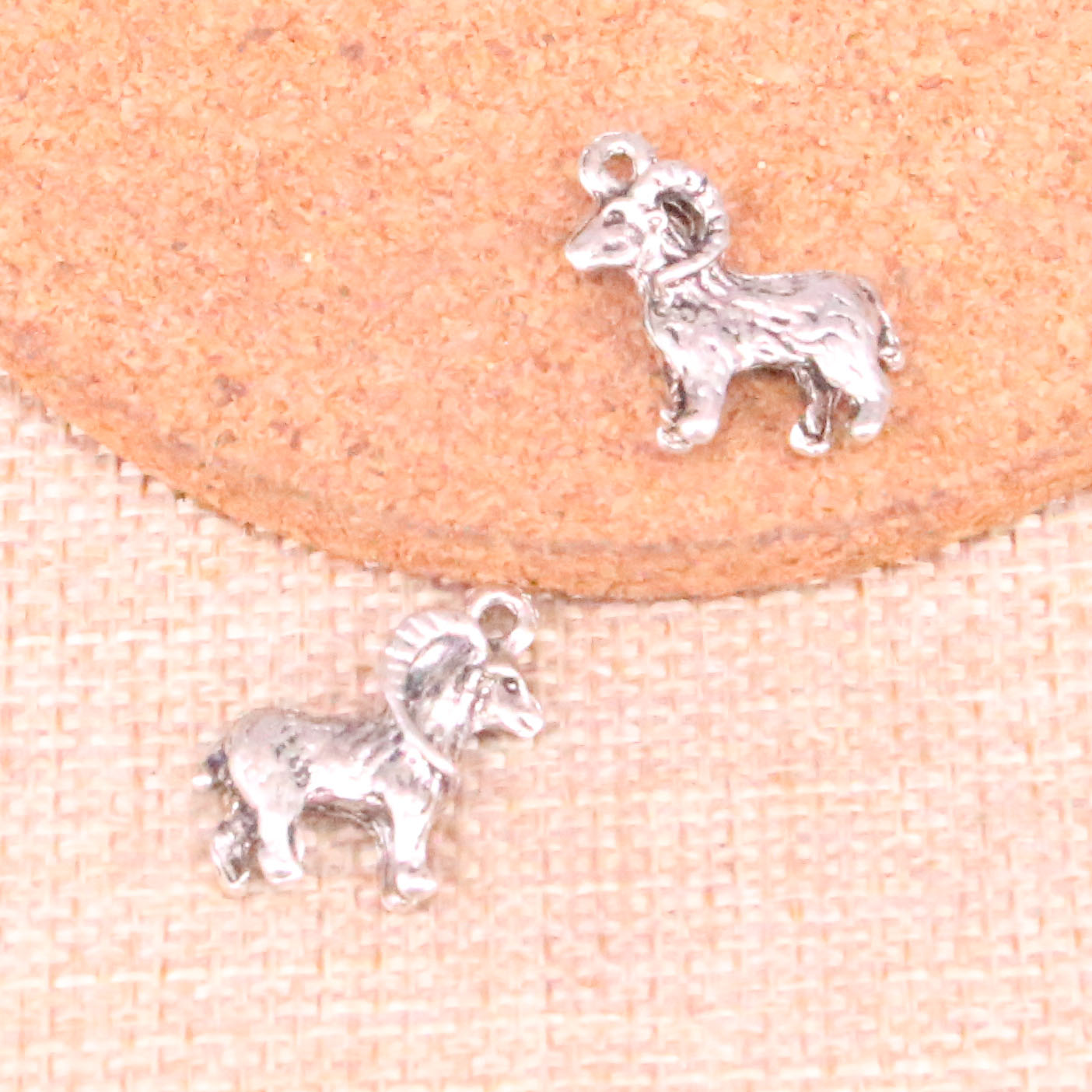 

48pcs Charms goat ram 23*19mm Antique Making pendant fit,Vintage Tibetan Silver,DIY Handmade Jewelry, Bronze;silver