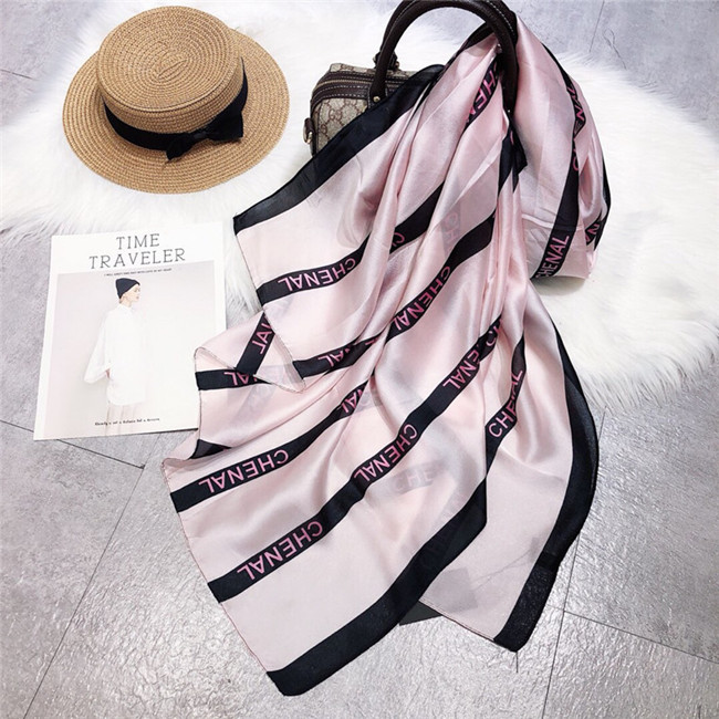Le nouveau concepteur de foulard de soie de haute qualité longue écharpe lettre rayé imprimé foulard femme design 180 * 90cm Livraison gratuite