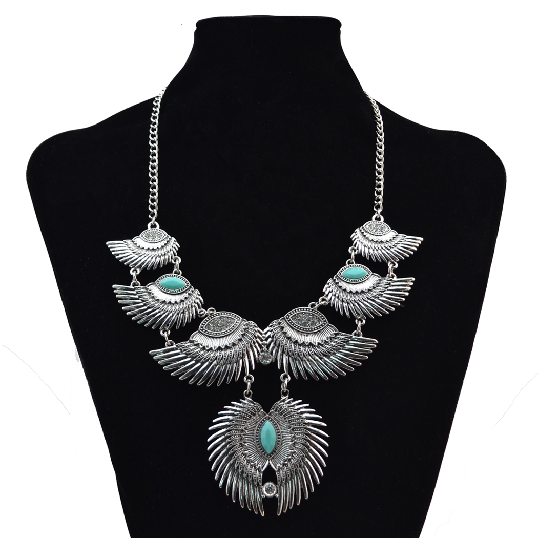 

Bohemian Fringe Carving Flower Collar Statement Necklace for Women