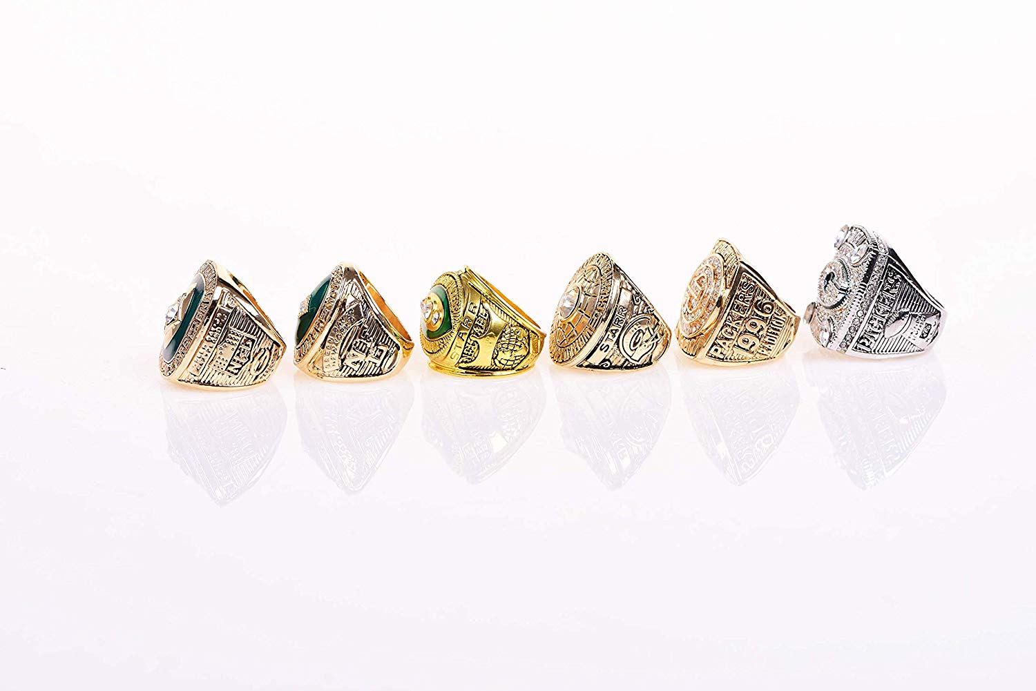 

Personal collection 1961/1965/1966/1967/1996/2010 6 year set Championship Ring with Collector's Display Case