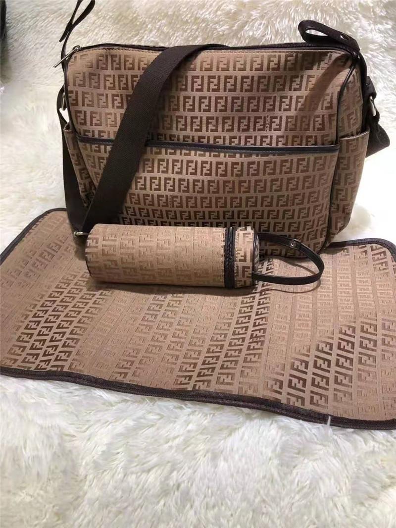 

Baby Diaper Bag with USB Interface Large Capacity Waterproof Nappy Bag Kits Mummy Maternity Travel Backpack Nursing Handbag