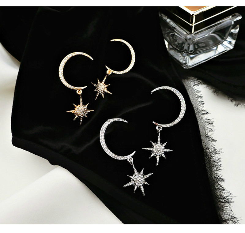 

Dangle & Chandelier South Korea Style Simple Personality Moon Pendant Earrings Long Geometric Temperament