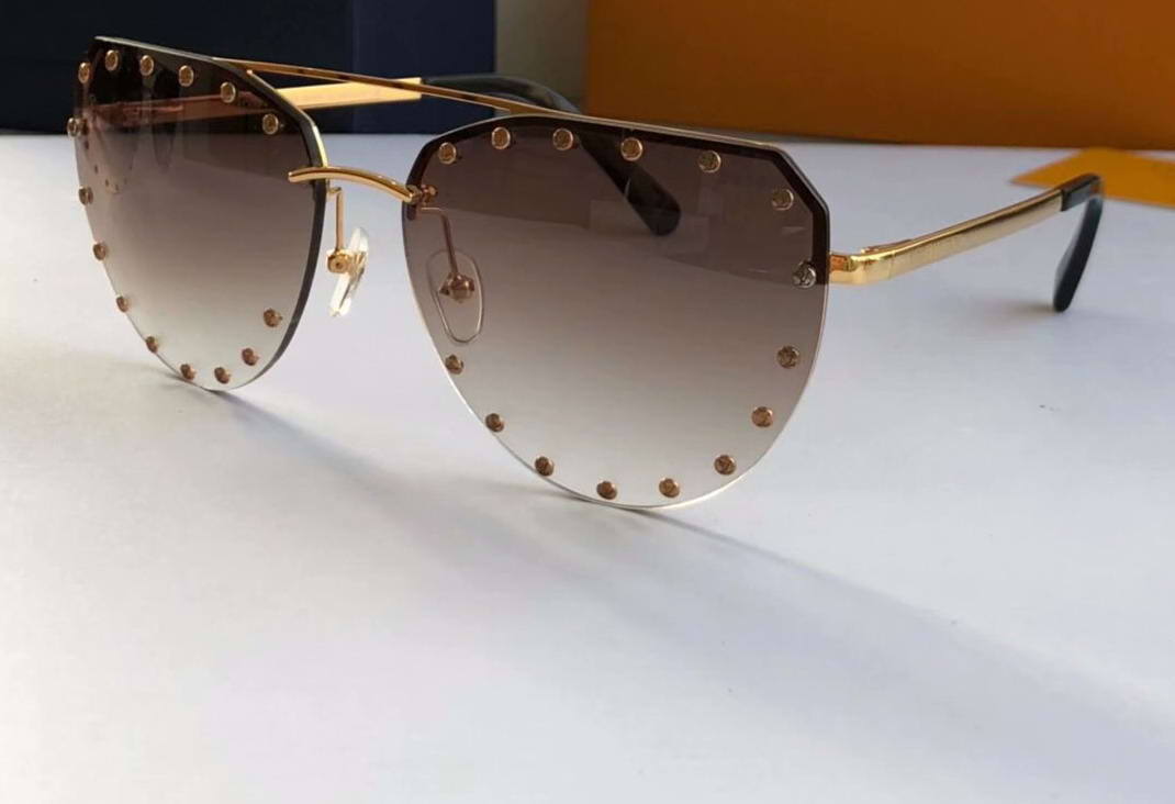 

women The Party Sunglasses Metal Gold Studs /Brown Gradient Lens Sun glasses New with Box, White;black