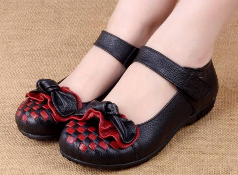 

2019 Women's shoes in Spring and Autumn with New style flat bottom round head bowknot mother shoes @ZXC710, Black