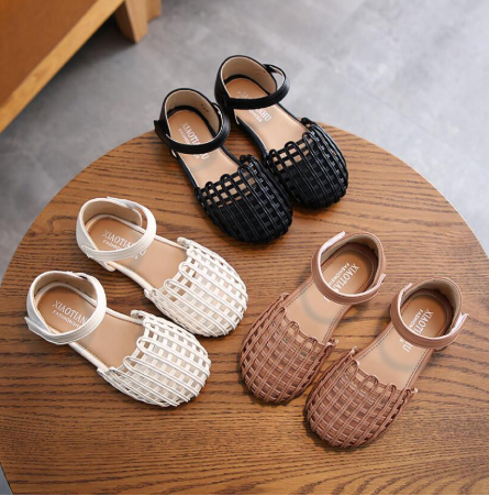 

Summer Girls Sandals Fashion Cut-Outs Leather Sandals Kids Flat Solid Color Leisure Princess Beach, Beige