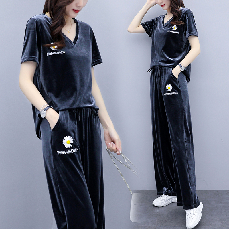 

Women Velvet Tracksuit Plus Size Tracksuits Gold Korean Tracksuit Womens Matching Set 2 Piece Set Top And Pants Clothes, Gray