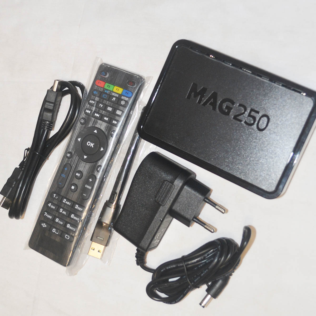 

MAG250 150M Wireless antenna HD Media Player OTT TV MAG BOX Linux System Home SYS Same MAG254 MAG322