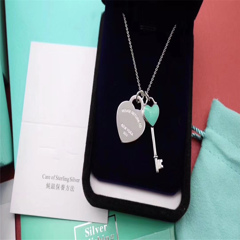 

Pendant Necklaces Women Necklace Heart Shape And Key Accessories Clavicle Chain Silverware 925 Sterling Silver Jewelry Valentine Day Gift