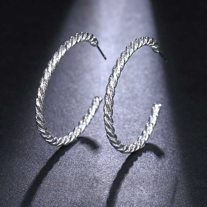 

Hoop & Huggie Be8 Silver Color Fashion Style Women Bridal Party Earrings Simple Open Design Jewelry Wholesale AE65