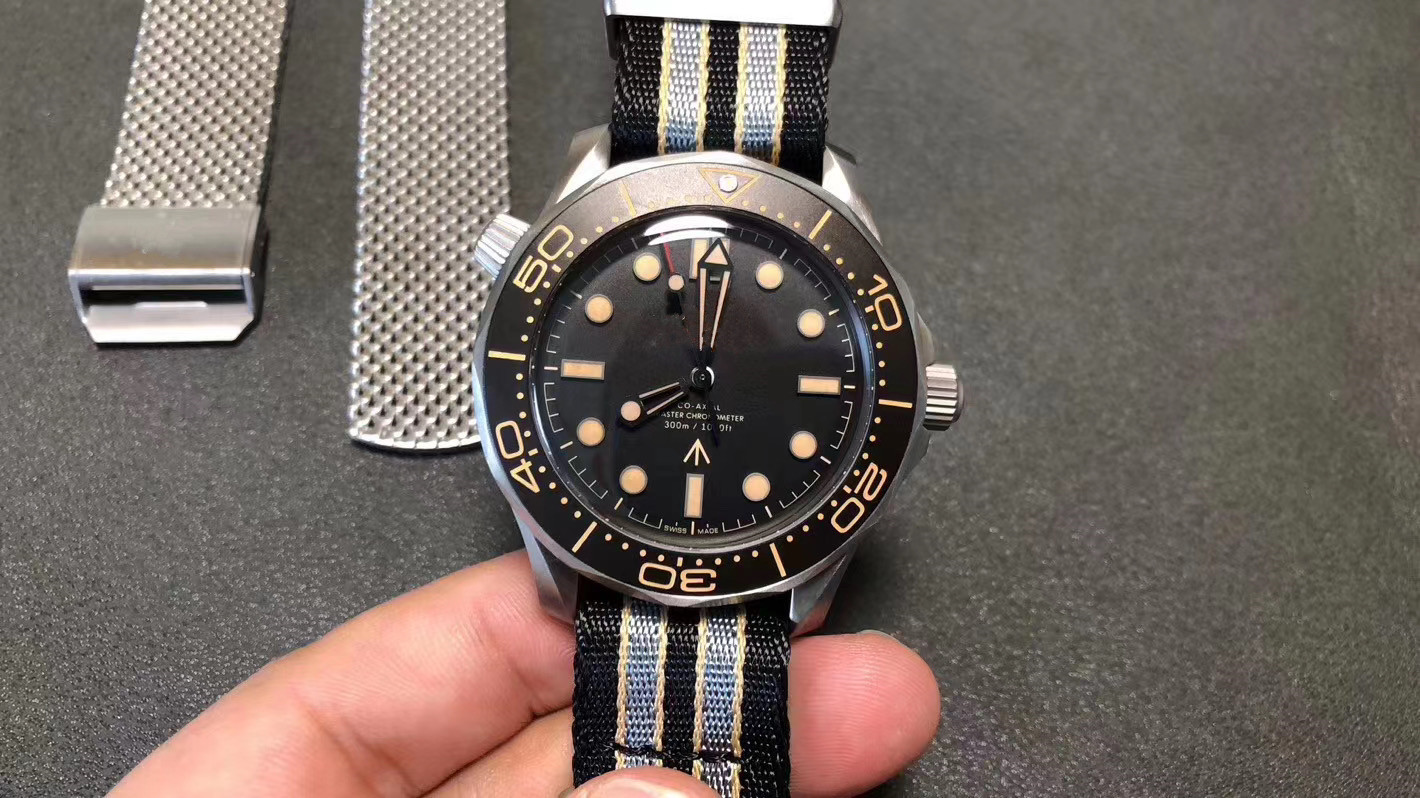 

Time to Die Luxury men watch Limited Edition Skyfall Mens Master James Bond's 007 Diver 300M Watch 50th Designer free Steel band Nato Strap