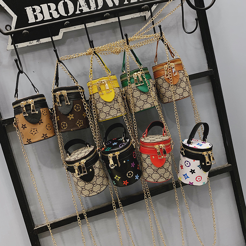 

Luxury handbags purses Kids Handbags Korean women print baby Purse Christmas Gifts Girls Children PU Shoulder Mini Messenger Bags B299, Black