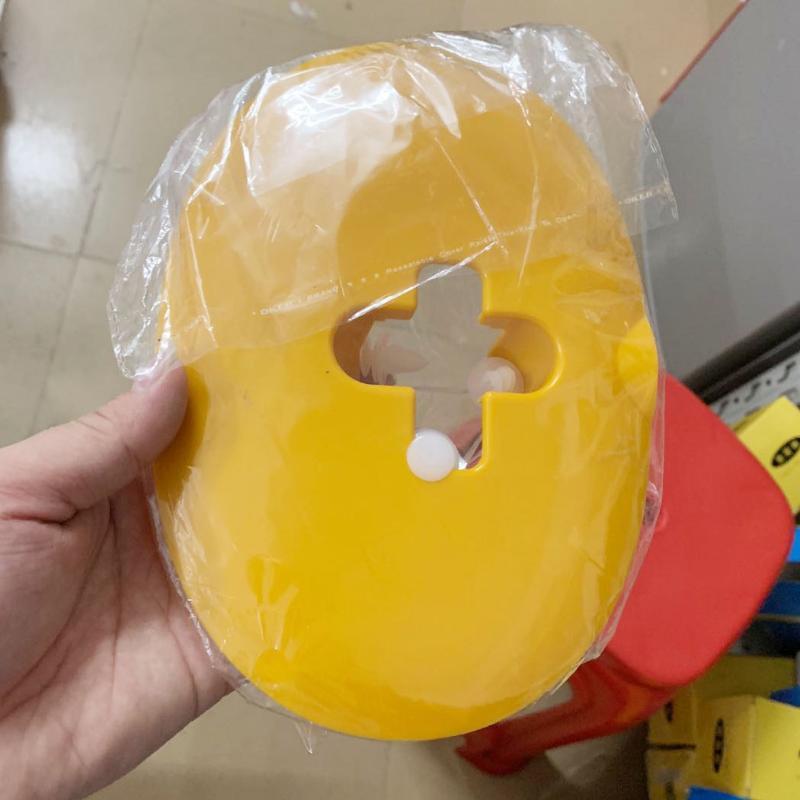 

free shipping Excavator accessories 320B C 320D cockpit back button lock lid outside plastic trim panel Glue cover digger parts