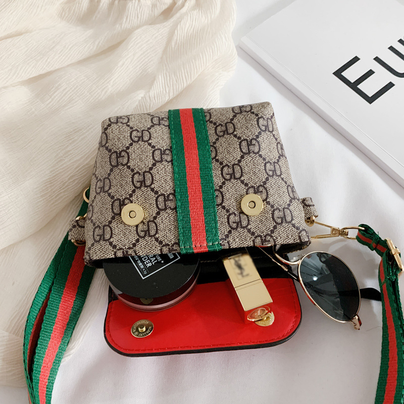 

Bag Children Purses Kids Pattern Girls Purses Fashion Classic Chain Handbag Mini New Cross-body Bags Shoulder Bags Candy Princess Desig Xrga, Brown;gray