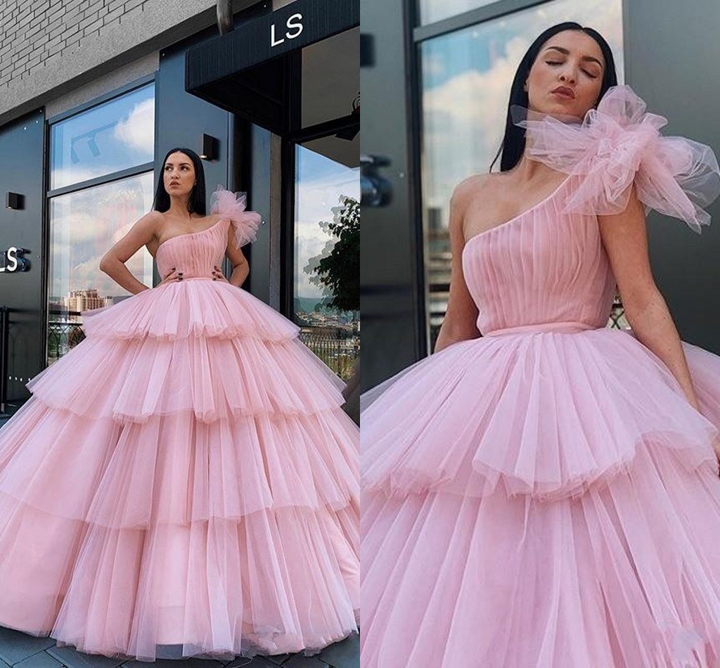

New Arabia Vintage Light Pink Evening Dresses One Shoulder Tulle Tiered Ruffles Ball Gown Puffy Party Prom Dress Sweet 16 Quinceanera Gowns, Orange