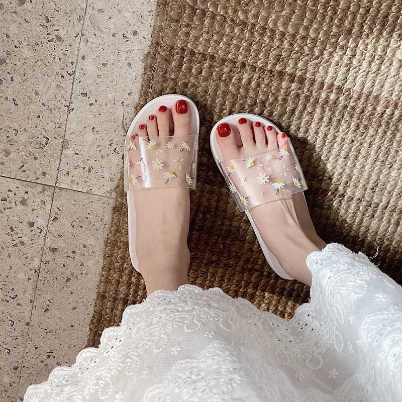 

Jelly Ladies Home Slippers Women Flats House Shoes Floral Slippers Feamle Transparent Shower Beach Shoes Summer Ladies Sandals, Black
