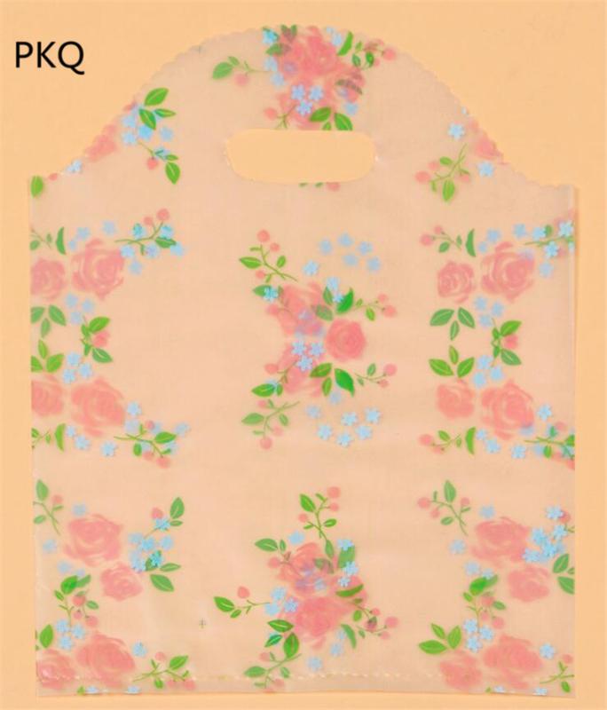 

20pcs 20*26cm Free Shipping Plastic Clothing Bags with Handle Shopping Gift Packing Bag Boutique Carrier Plastic Handle Bag