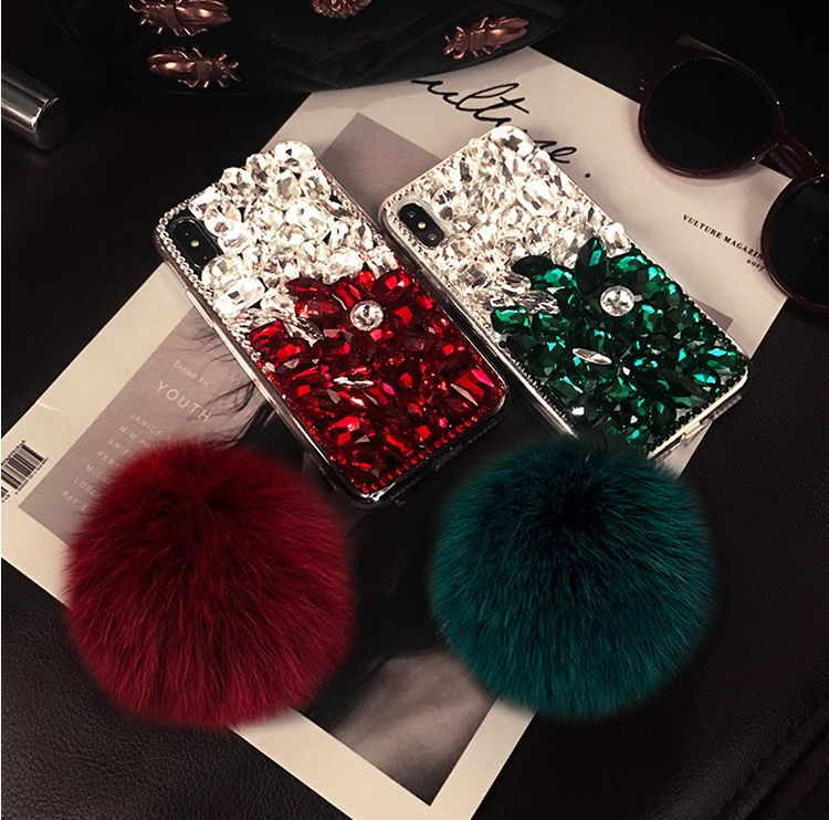 

Highi quality Cell Phone Cases Bling Crystal Diamond Fox Fur Ball Pendant Cover For Iphone 11/12 Pro XS Max XR X 8 7 6S Plus Samsung Galaxy Note 9/10 S8/9/10, Half black