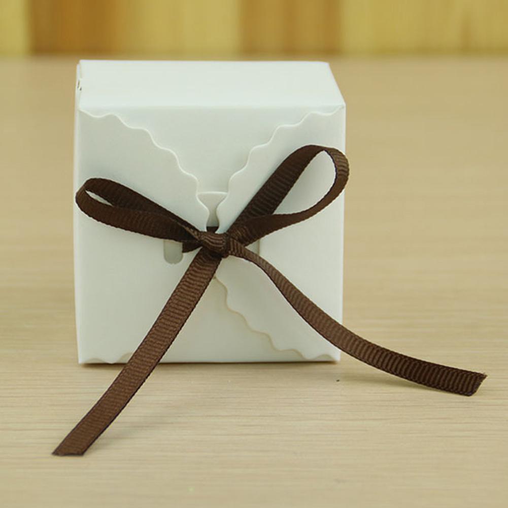 

50Pcs Vintage Rope Card Kraft Paper Square Party Sweets Candy Gift Boxes Case Package Birthday Party Favor Bags Supplies