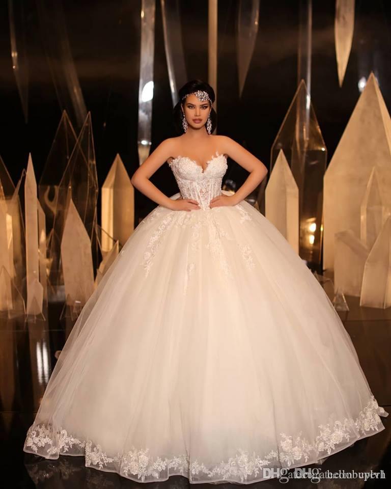 

2019 New Country Vintage African Ball Gown Wedding Dresses Sweetheart Modest Cheap Tulle Wedding Gowns With lace Applique Beading, Black